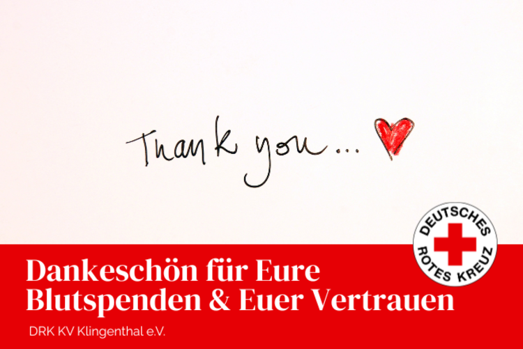 Schrift: thank you und ein rotes Herz, gezeichnet mit Finelinern in schwarz und Rot